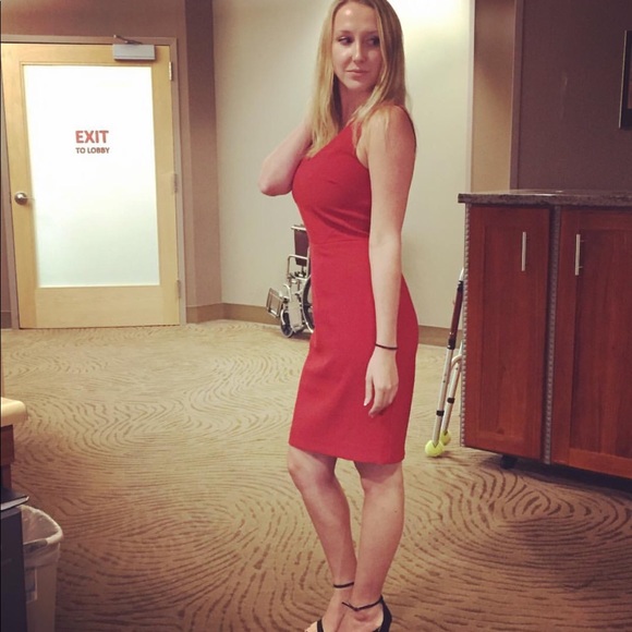 Meet your Posher, Sara - Picture 3 of 3